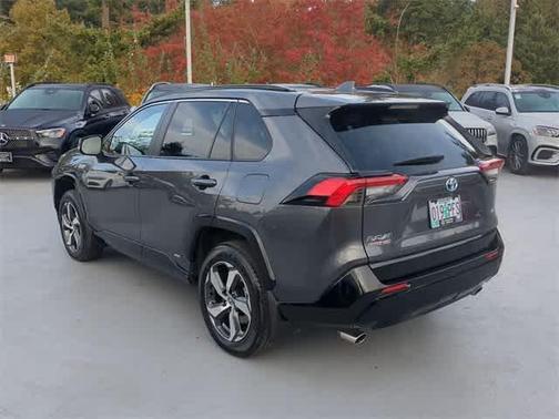 2023 Toyota RAV4 Prime SE