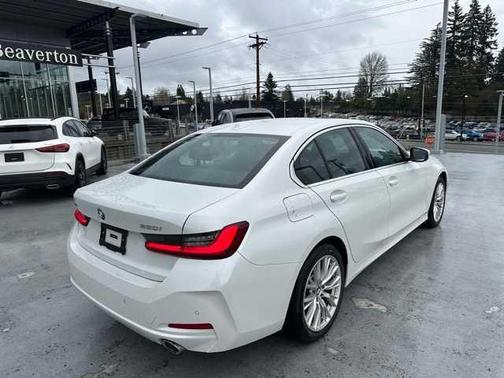 2024 BMW 330 i xDrive
