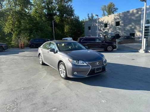 2013 Lexus ES 300h Base