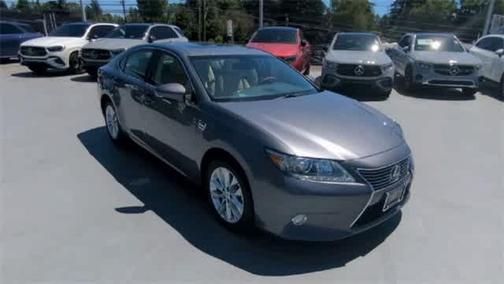 2013 Lexus ES 300h Base
