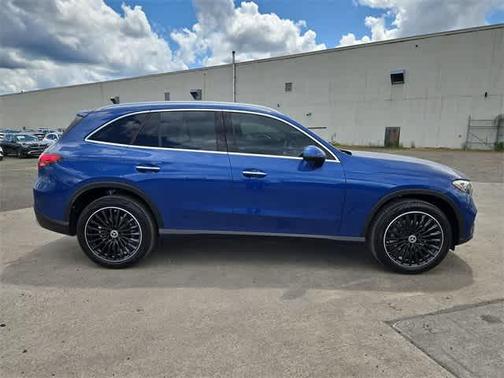 2025 Mercedes-Benz GLC 300 Base 4MATIC