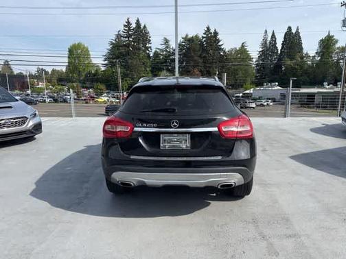 Midnight Black 2016 Mercedes-Benz GLA-Class GLA 250