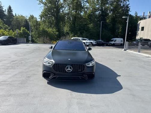 2024 Mercedes-Benz AMG S 63 E Base