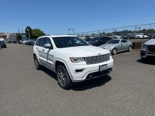 2020 Jeep Grand Cherokee Overland