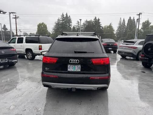 2019 Audi Q7 55 Prestige