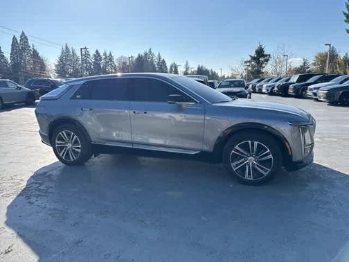 2024 Cadillac LYRIQ Luxury