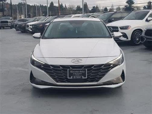 2022 Hyundai ELANTRA Limited