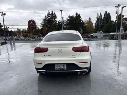 2022 Mercedes-Benz GLC 300 4MATIC Coupe