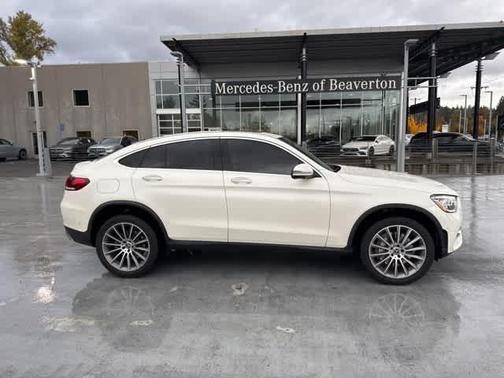2022 Mercedes-Benz GLC 300 4MATIC Coupe
