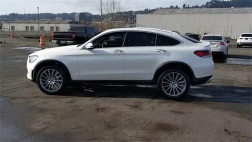 2022 Mercedes-Benz GLC 300 4MATIC Coupe