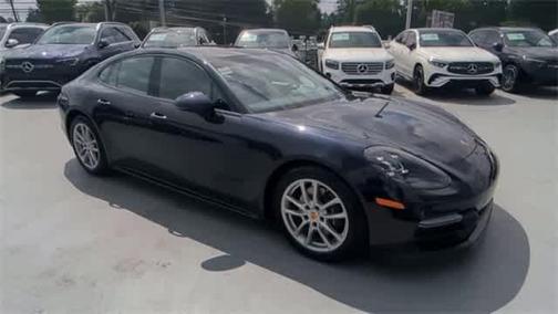 2018 Porsche Panamera 4