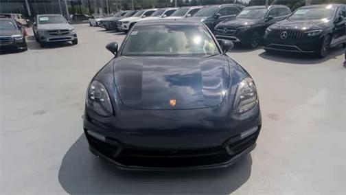 2018 Porsche Panamera 4