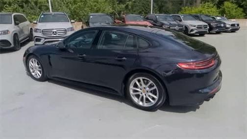 2018 Porsche Panamera 4