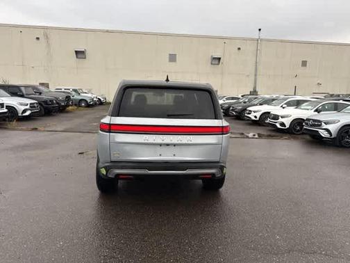 2023 Rivian R1S Adventure Quad Motor Large Pack