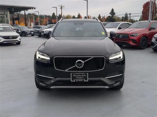 2019 Volvo XC90 T6 Momentum
