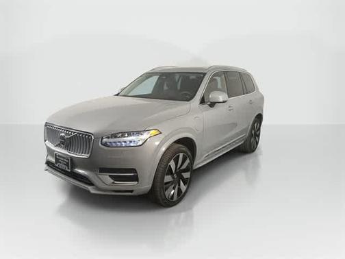 2024 Volvo XC90 Recharge Plug-In Hybrid T8 Ultimate Bright Theme 7-Seater
