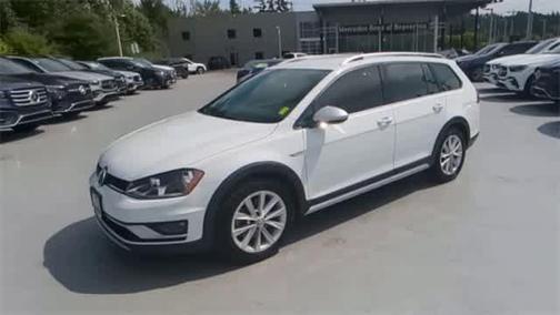 2017 Volkswagen Golf Alltrack TSI S