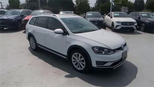 2017 Volkswagen Golf Alltrack TSI S