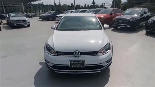 2017 Volkswagen Golf Alltrack TSI S