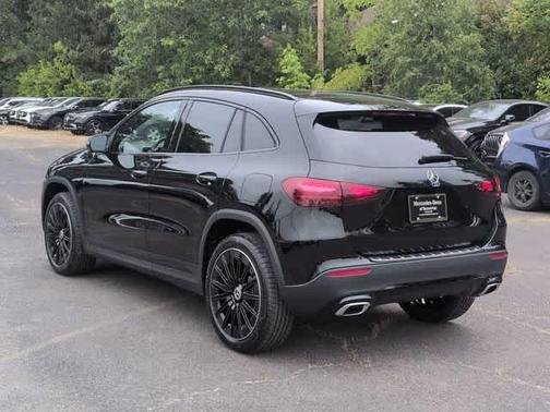 Midnight Black 2026 Mercedes-Benz GLA 250 Base 4MATIC