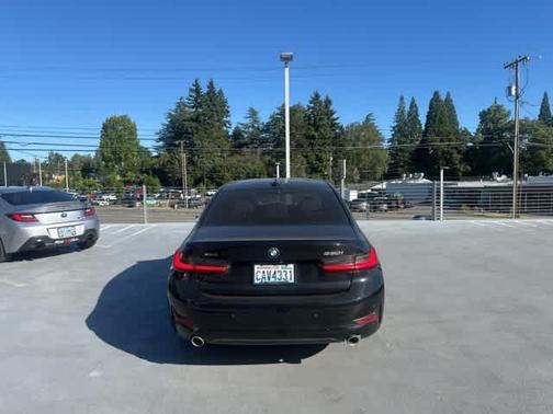 2021 BMW 330 i xDrive