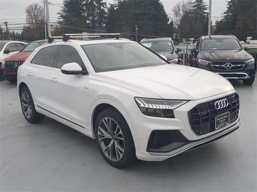 2023 Audi Q8 55 Prestige