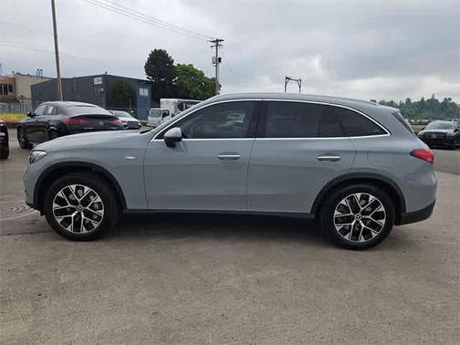 2025 Mercedes-Benz GLC 350e Base 4MATIC