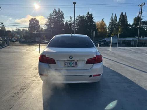 2016 BMW 528 i