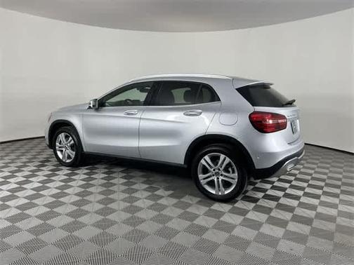 2020 Mercedes-Benz GLA 250 Base 4MATIC
