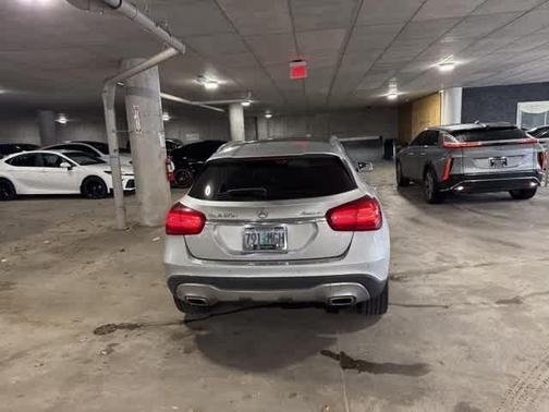 2020 Mercedes-Benz GLA 250 Base 4MATIC