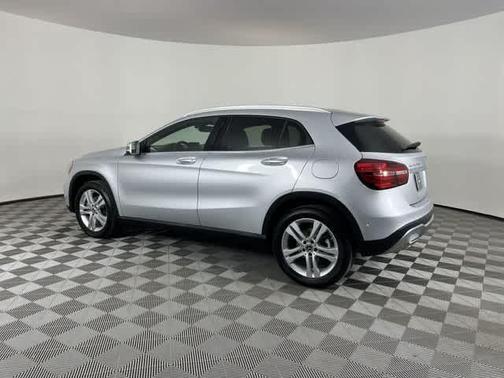 2020 Mercedes-Benz GLA 250 Base 4MATIC