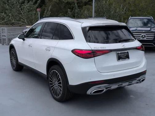 Polar White 2026 Mercedes-Benz GLC 300 Base 4MATIC