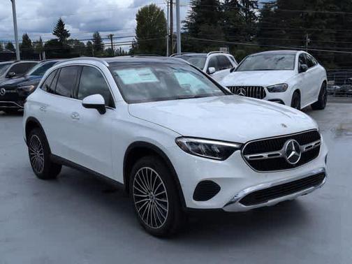 Polar White 2026 Mercedes-Benz GLC 300 Base 4MATIC