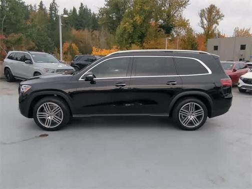 2025 Mercedes-Benz GLS 450 4MATIC