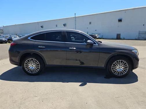 2025 Mercedes-Benz GLC 300 4MATIC Coupe