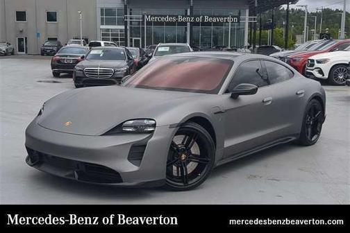2020 Porsche Taycan Turbo