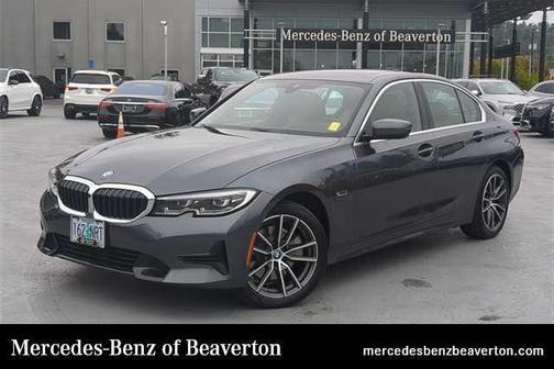 2022 BMW 330e xDrive