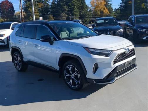 2024 Toyota RAV4 Prime XSE