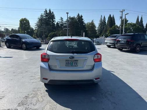 2012 Subaru Impreza 2.0i Premium