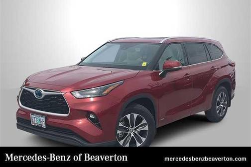 2022 Toyota Highlander Hybrid XLE