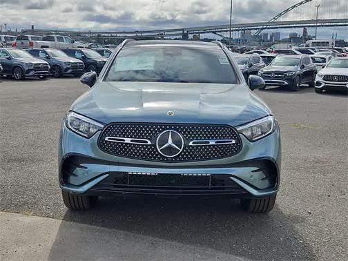 2025 Mercedes-Benz GLC 350e Base 4MATIC