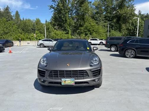 2018 Porsche Macan