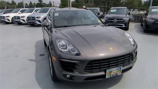 2018 Porsche Macan Base (PDK)