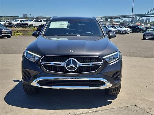2025 Mercedes-Benz GLC 350e Base 4MATIC