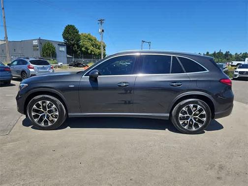 2025 Mercedes-Benz GLC 350e Base 4MATIC