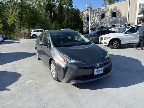 2019 Toyota Prius L