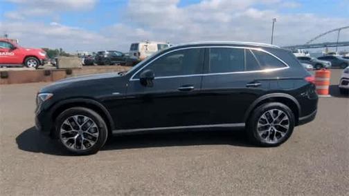 2025 Mercedes-Benz GLC 350e Base 4MATIC