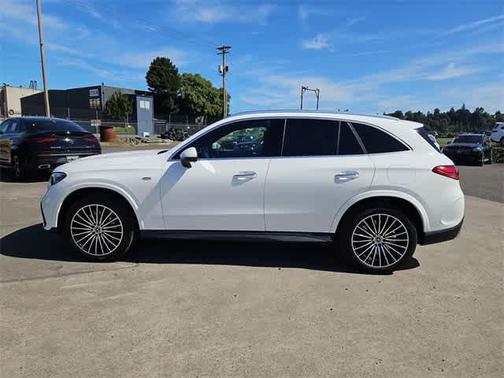 2025 Mercedes-Benz GLC 350e Base 4MATIC