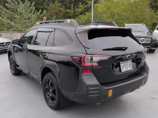 Crystal Black Silica 2023 Subaru Outback Wilderness