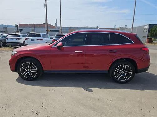 2025 Mercedes-Benz GLC 300 Base 4MATIC